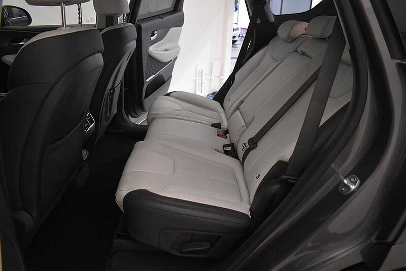 Hyundai Santa Fe Diesel Santa Fe 2.2CRDi Style 7pl 4WD 8DCT