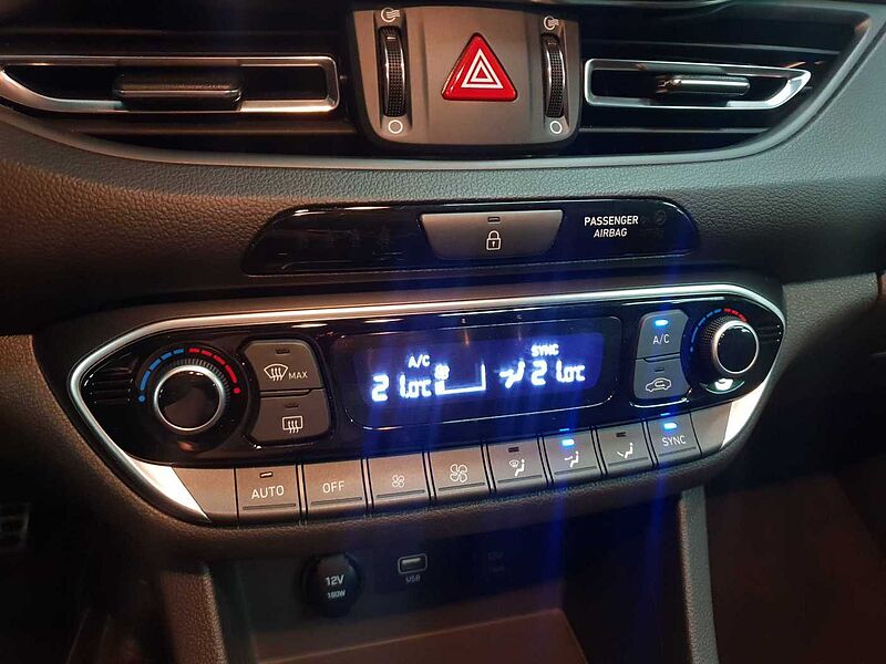 Hyundai i30 Fastback 1.0 TGDI N Line 30A 120