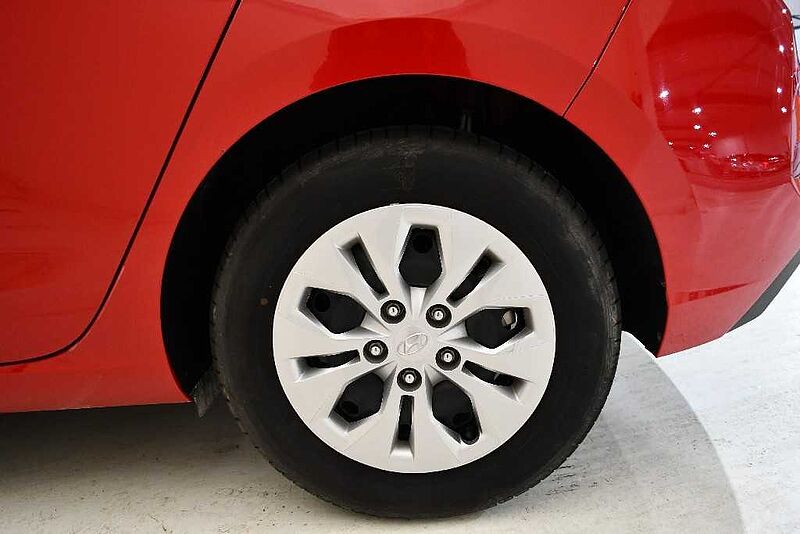 Hyundai i30 1.5 DPI Essence 110