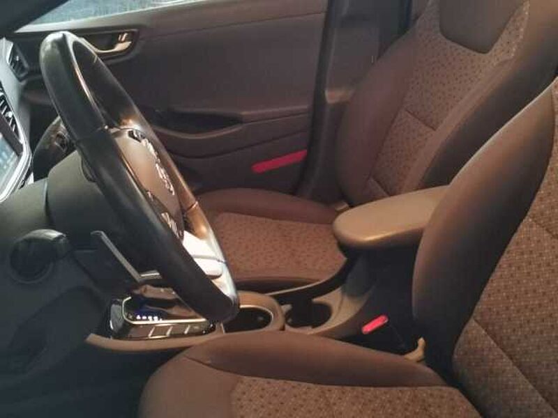 Hyundai Ioniq PHEV 1.6 GDI Tecno