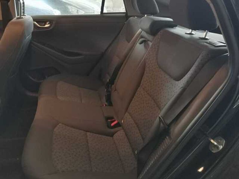Hyundai Ioniq PHEV 1.6 GDI Tecno