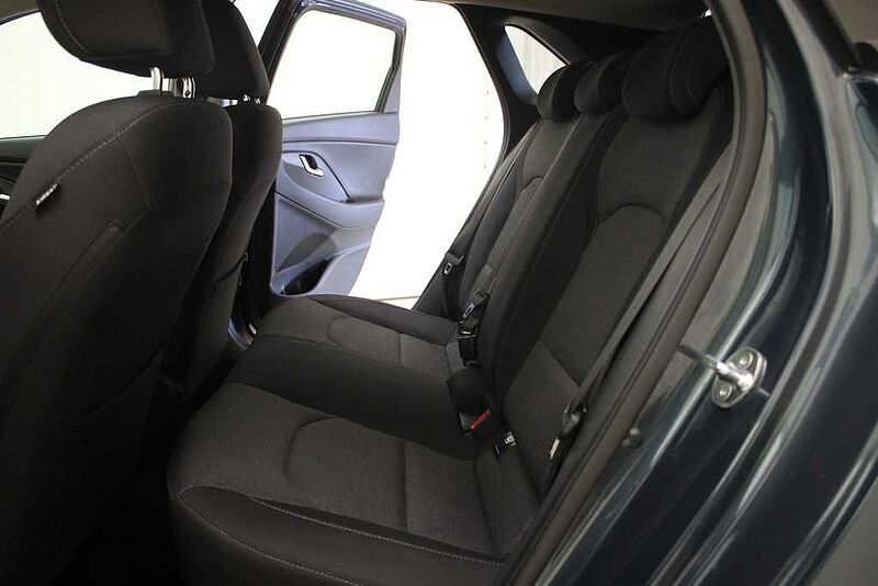 Hyundai i30 1.0 TGDI Klass LR 48V 120