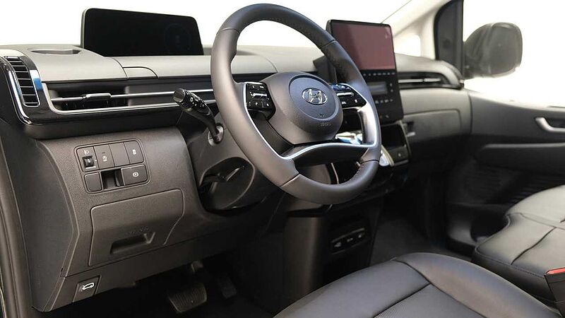 Hyundai Staria Diesel Staria 2.2CRDi 9S Tecno 177 Aut.