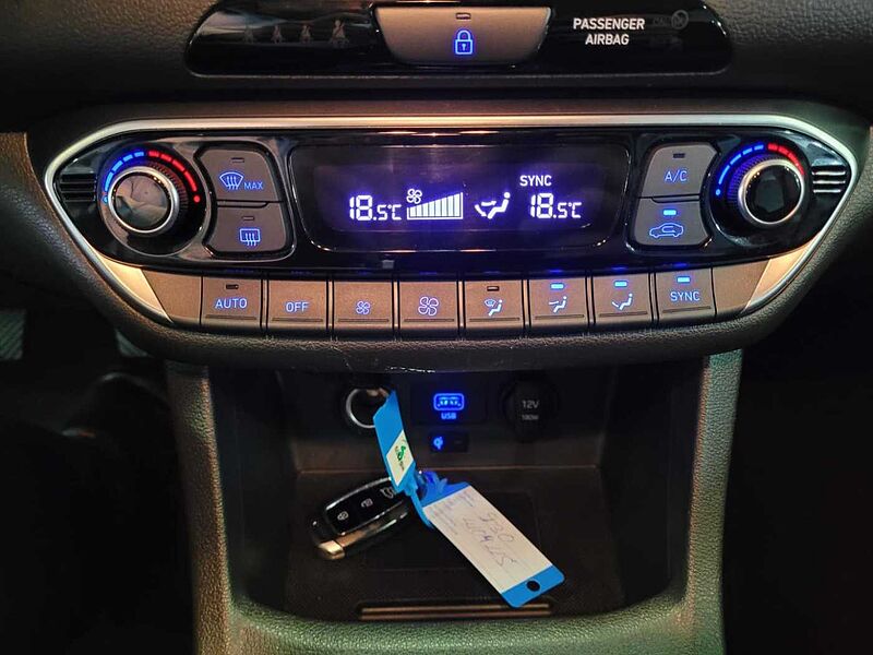 Hyundai i30 1.0 TGDI Tecno 48V 120