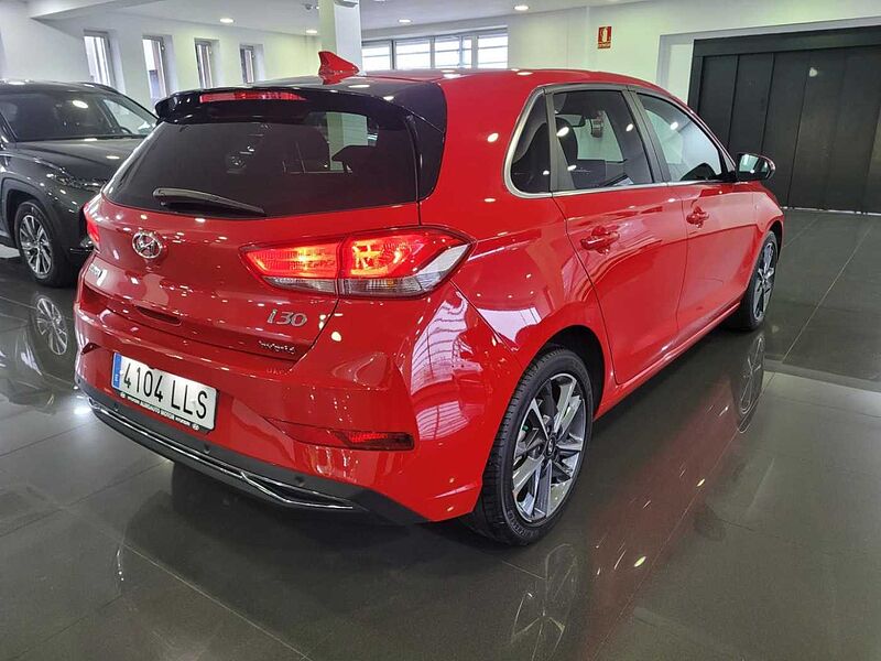Hyundai i30 1.0 TGDI Tecno 48V 120