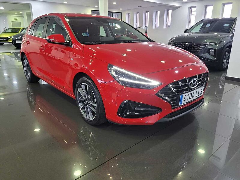 Hyundai i30 1.0 TGDI Tecno 48V 120