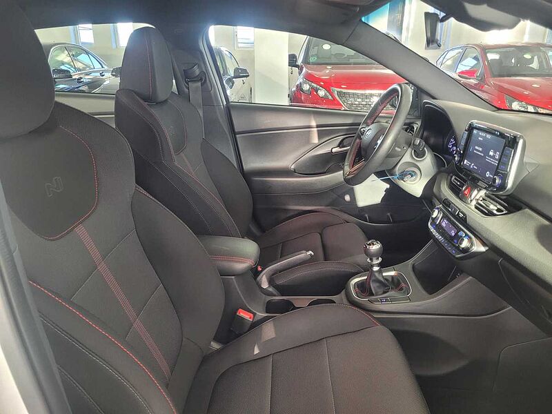 Hyundai i30 Fastback 1.0 TGDI N Line 30A 120