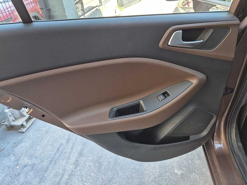 Hyundai i20 1.2 25 Aniversario plus