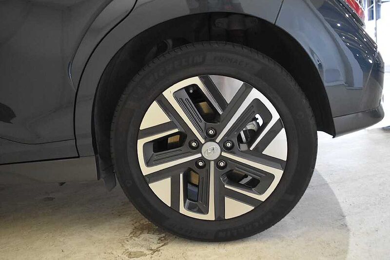 Hyundai Kona EV Maxx 100kW
