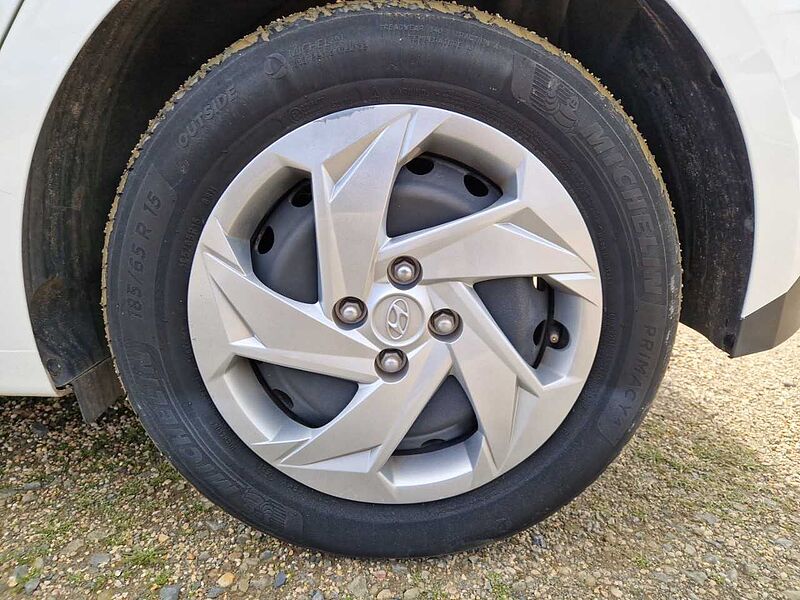 Hyundai i20 1.0 TGDI Essence 48V 100